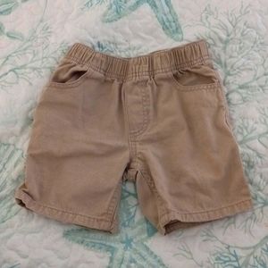 Size 2T khakis boy short
